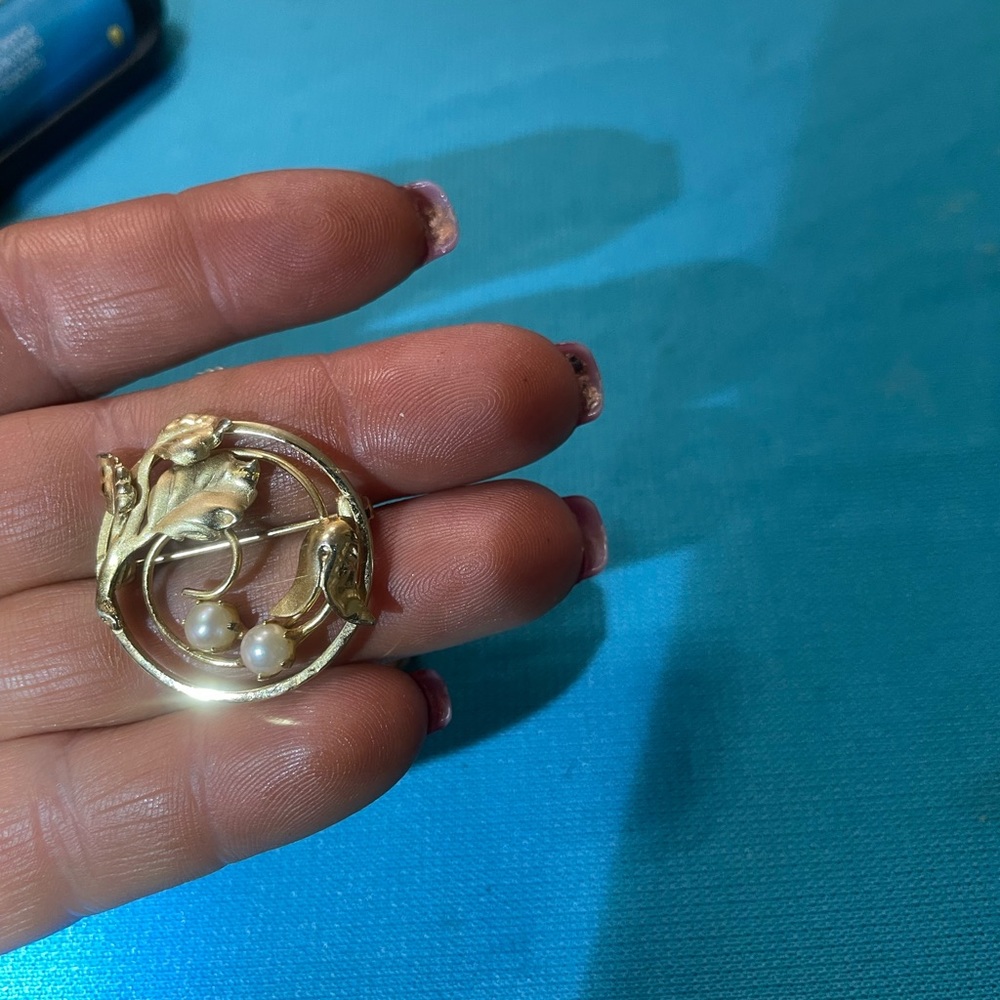 Vintage gold tone, brooches